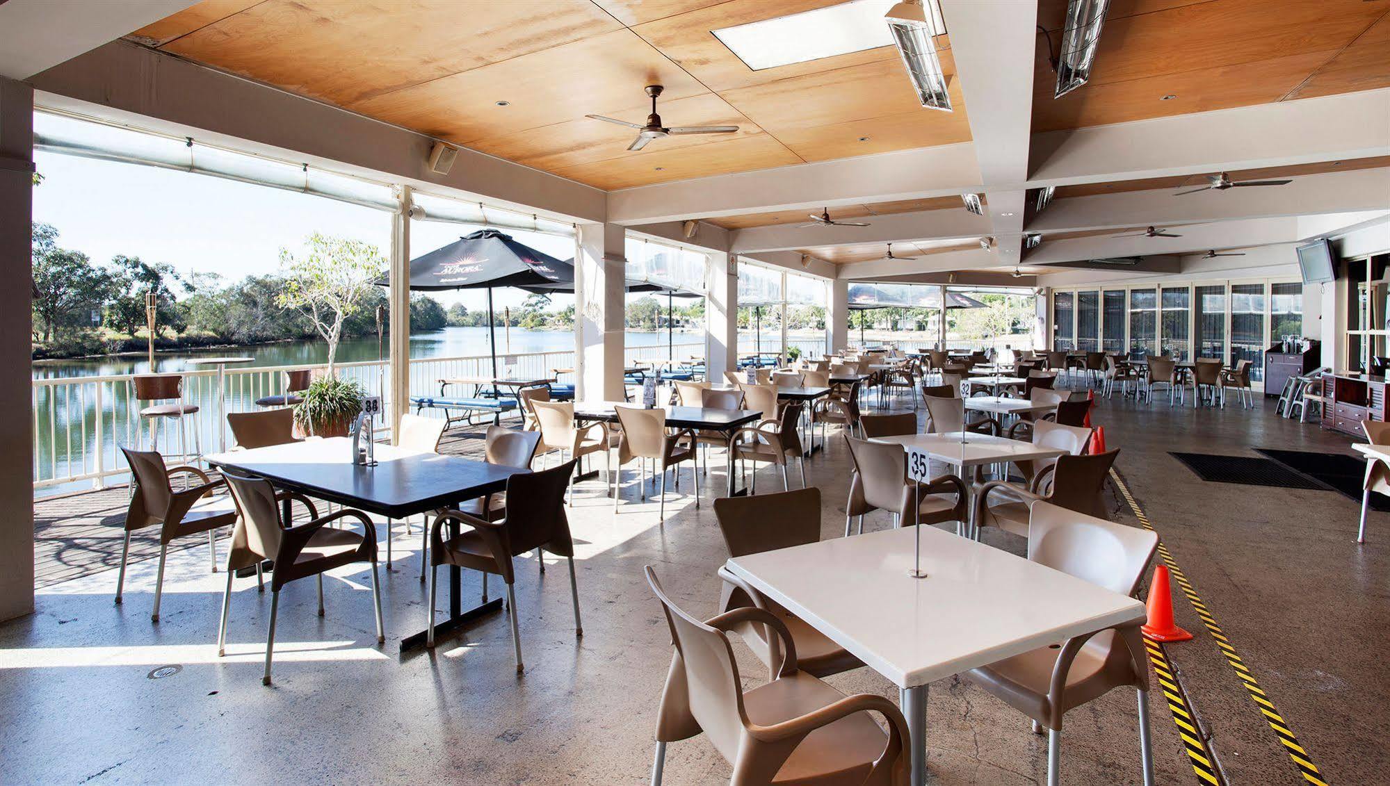 Nightcap At Waterfront Hotel Maroochydore Extérieur photo
